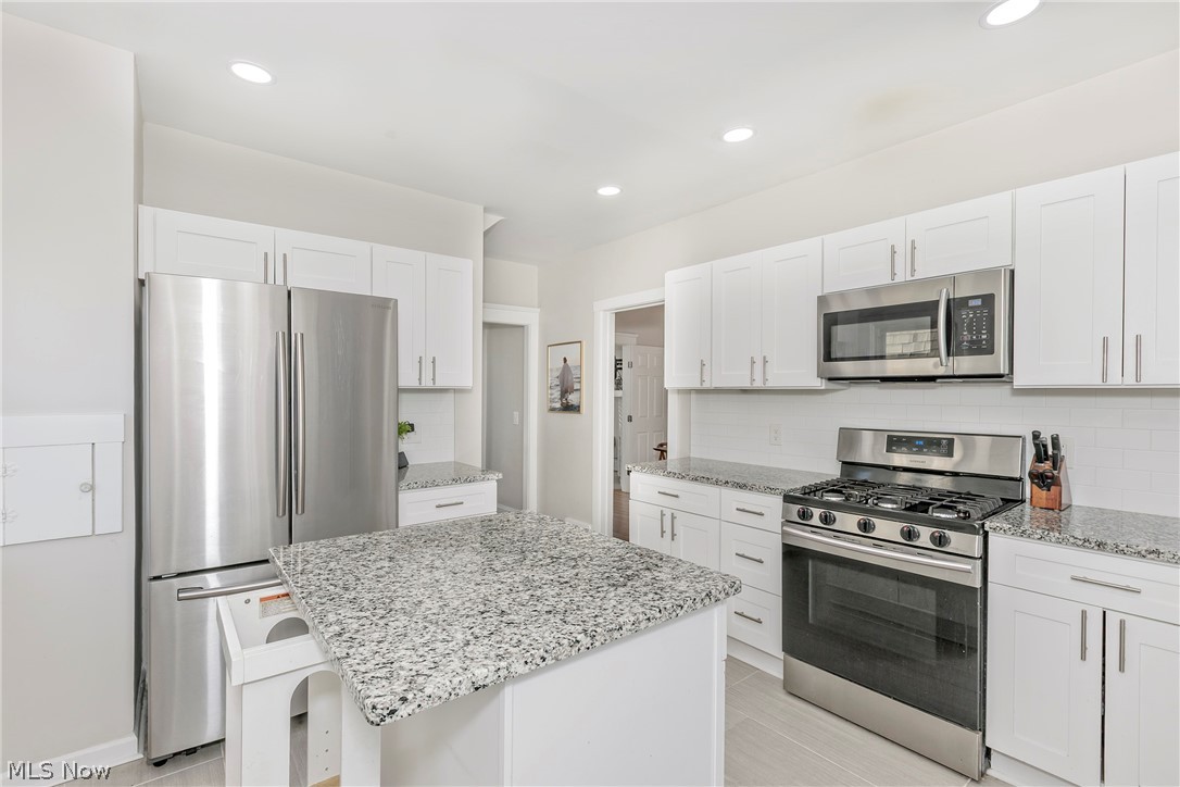 2588 Queenston Road Cleveland Heights OH 44118