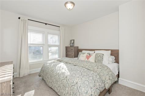 2588 Queenston Road Cleveland Heights OH 44118