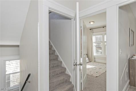 2588 Queenston Road Cleveland Heights OH 44118