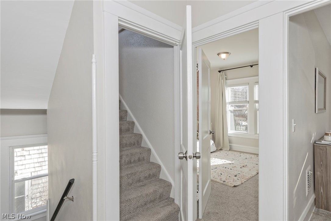 2588 Queenston Road Cleveland Heights OH 44118