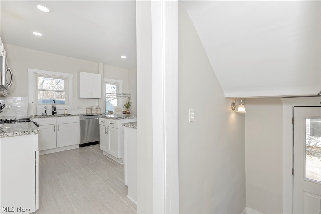 2588 Queenston Road Cleveland Heights OH 44118