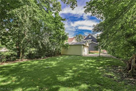 2588 Queenston Road Cleveland Heights OH 44118