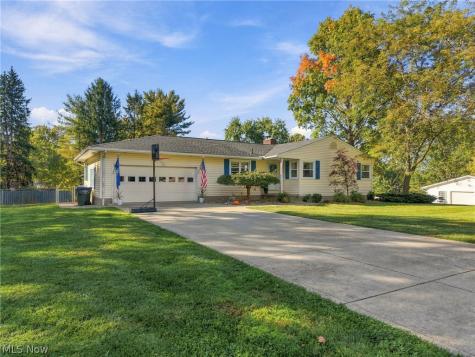 656 N Hidden Valley Road Cuyahoga Falls OH 44223