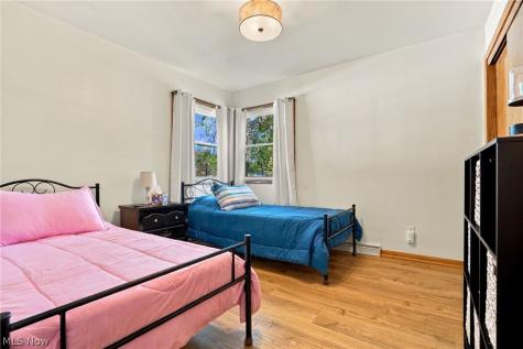 656 N Hidden Valley Road Cuyahoga Falls OH 44223
