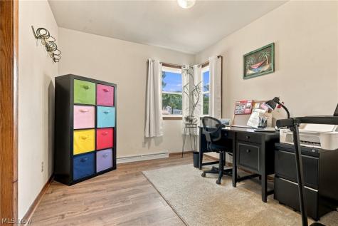 656 N Hidden Valley Road Cuyahoga Falls OH 44223
