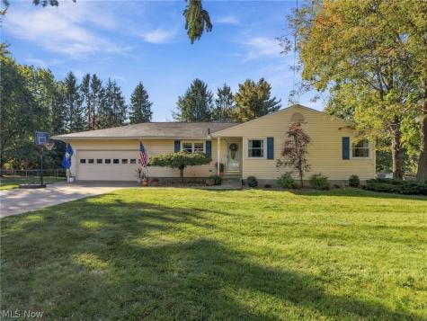 656 N Hidden Valley Road Cuyahoga Falls OH 44223