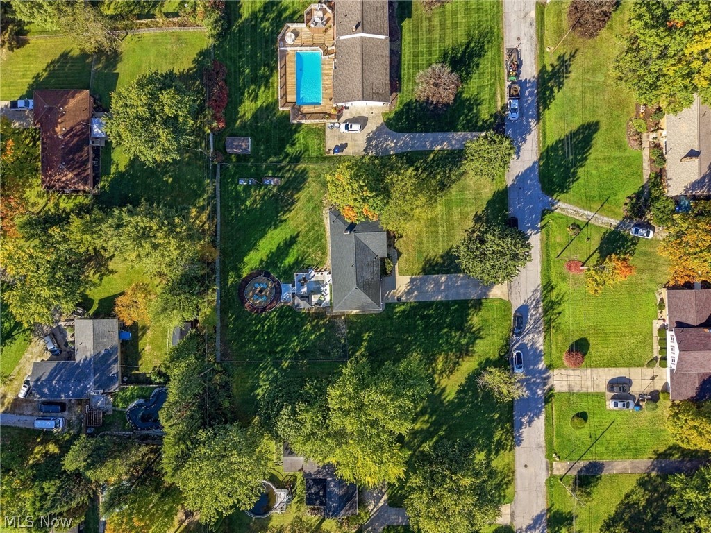 656 N Hidden Valley Road Cuyahoga Falls OH 44223