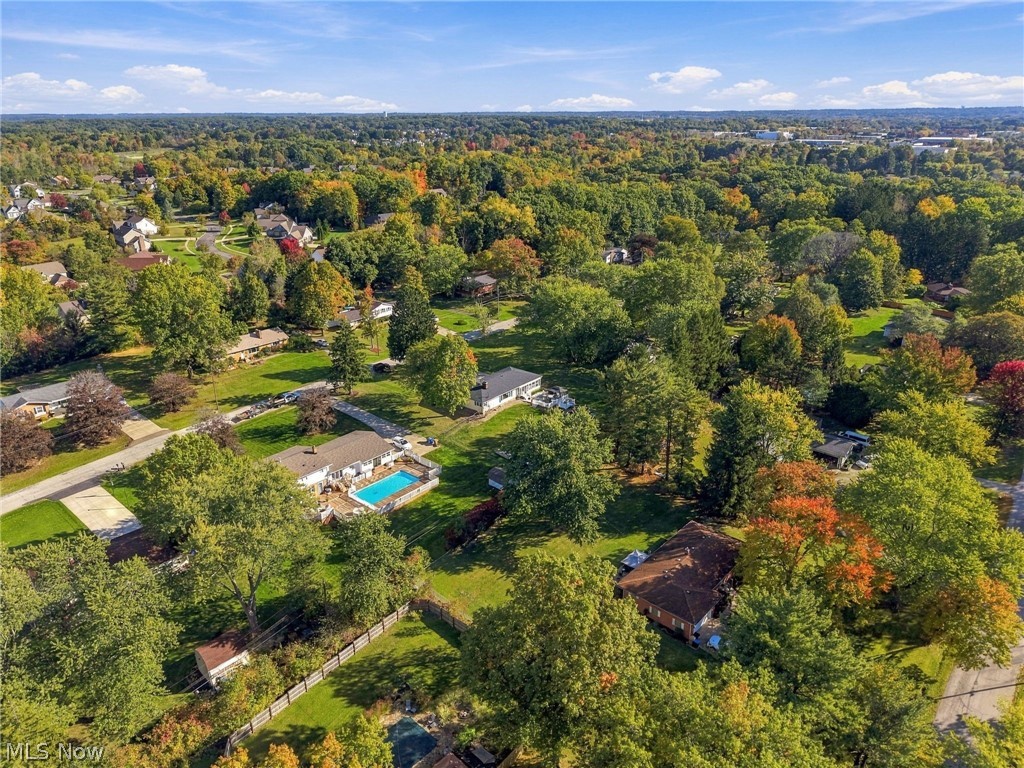 656 N Hidden Valley Road Cuyahoga Falls OH 44223