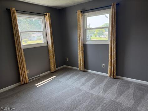 3337 Northern Street NE Canton OH 44721