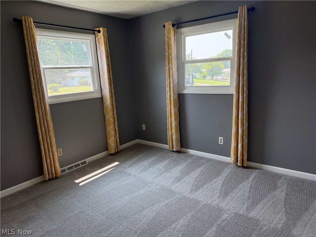 3337 Northern Street NE Canton OH 44721