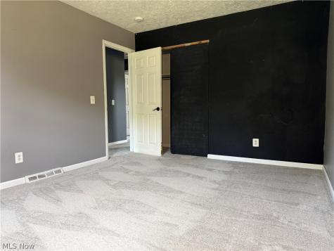 3337 Northern Street NE Canton OH 44721