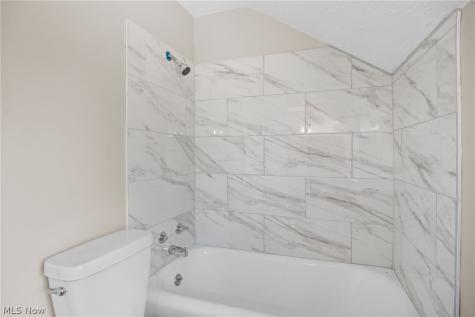 889 Grayton Road Berea OH 44017