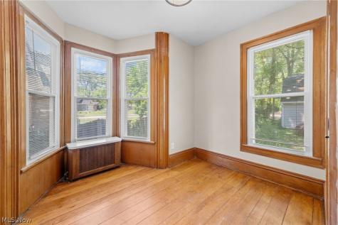 889 Grayton Road Berea OH 44017