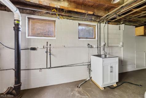 889 Grayton Road Berea OH 44017