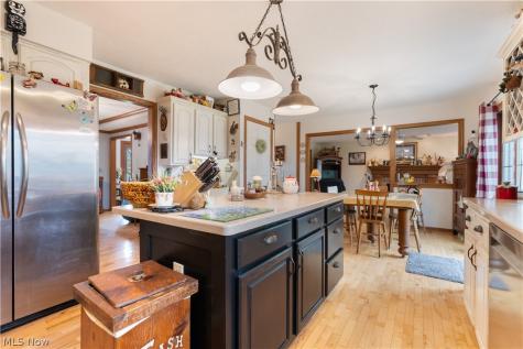 4381 Golden Eagle Road NW Massillon OH 44646