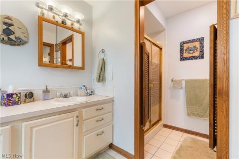 4381 Golden Eagle Road NW Massillon OH 44646