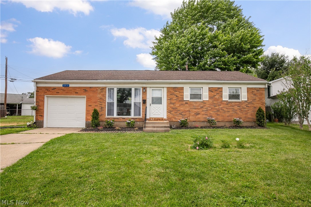3816 Root Avenue NE Canton OH 44705