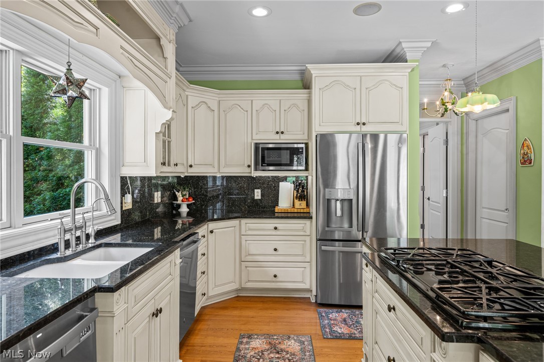 4294 Oviatt Road Richfield OH 44286
