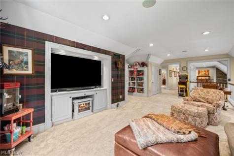 4294 Oviatt Road Richfield OH 44286