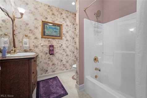 4294 Oviatt Road Richfield OH 44286