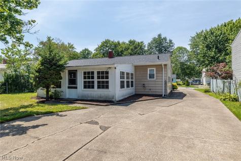 527 Monroe Boulevard Painesville OH 44077