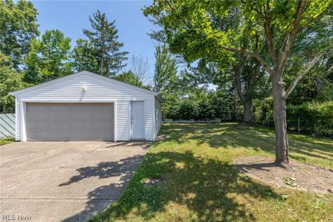 527 Monroe Boulevard Painesville OH 44077
