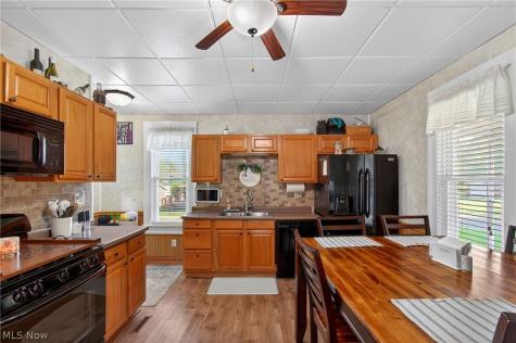936 32nd Street NW Massillon OH 44647