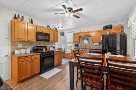 936 32nd Street NW Massillon OH 44647