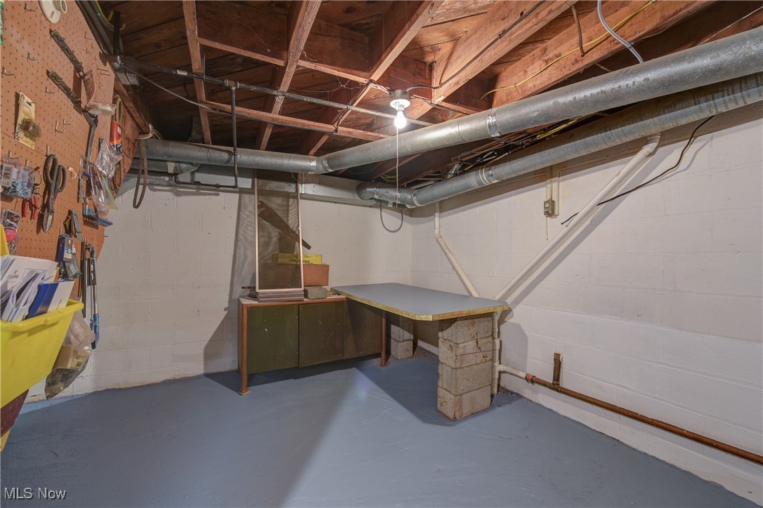 8435 Wiese Road Brecksville OH 44141