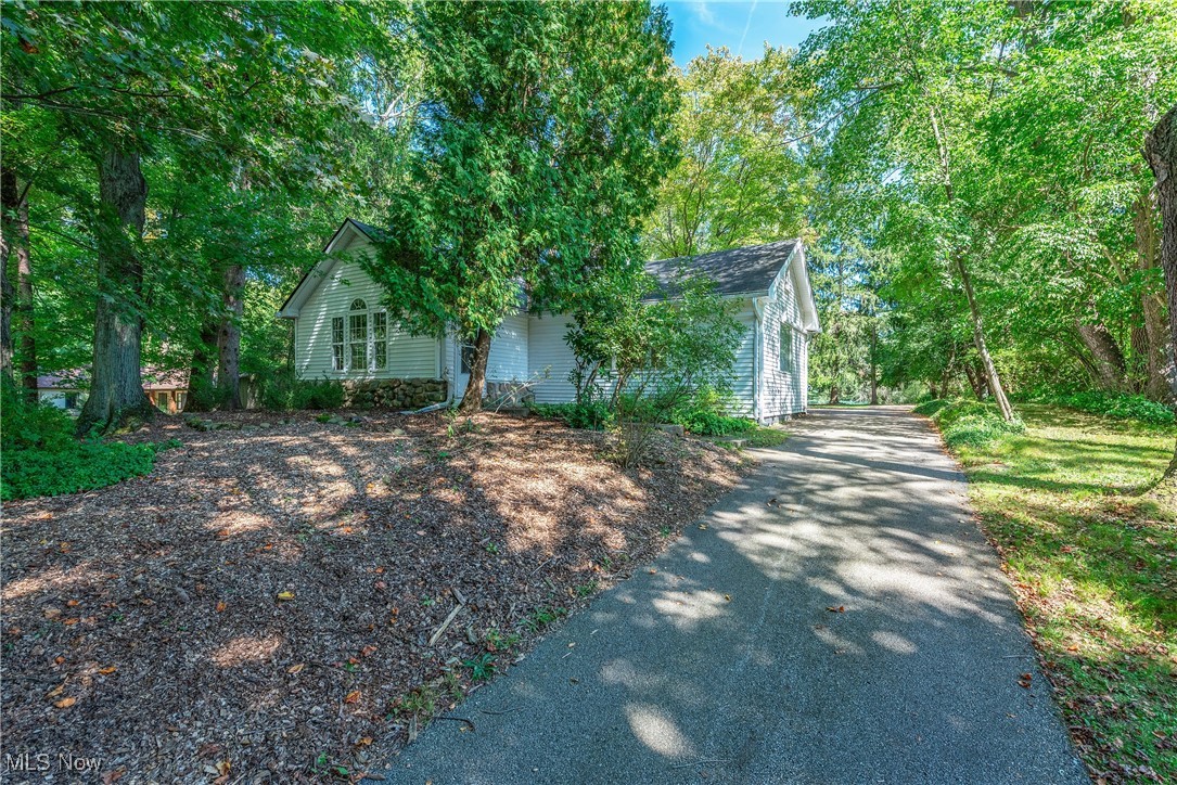 8435 Wiese Road Brecksville OH 44141