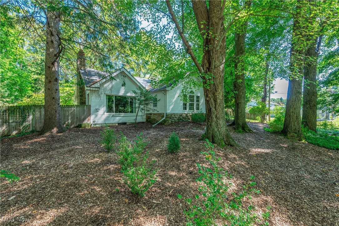 8435 Wiese Road Brecksville OH 44141