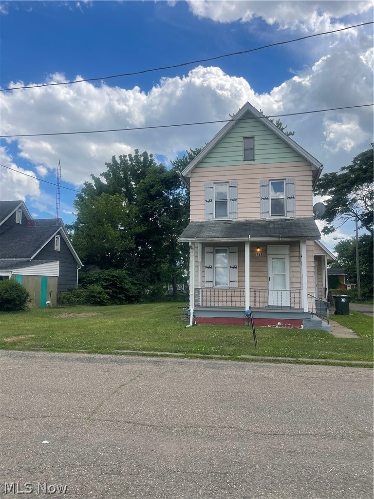 1318 4th Street NE Canton OH 44704