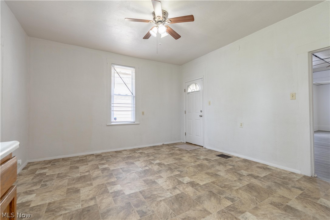 1318 4th Street NE Canton OH 44704