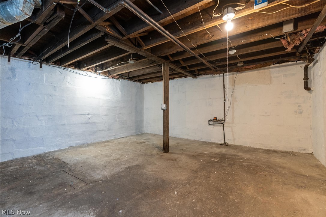 1318 4th Street NE Canton OH 44704
