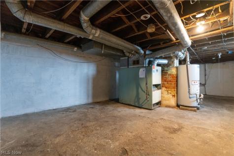 1318 4th Street NE Canton OH 44704