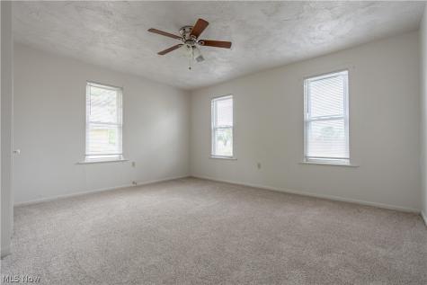 1318 4th Street NE Canton OH 44704