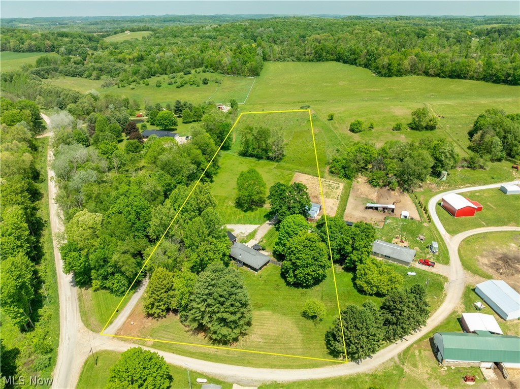 3190 Irish Road Magnolia OH 44643
