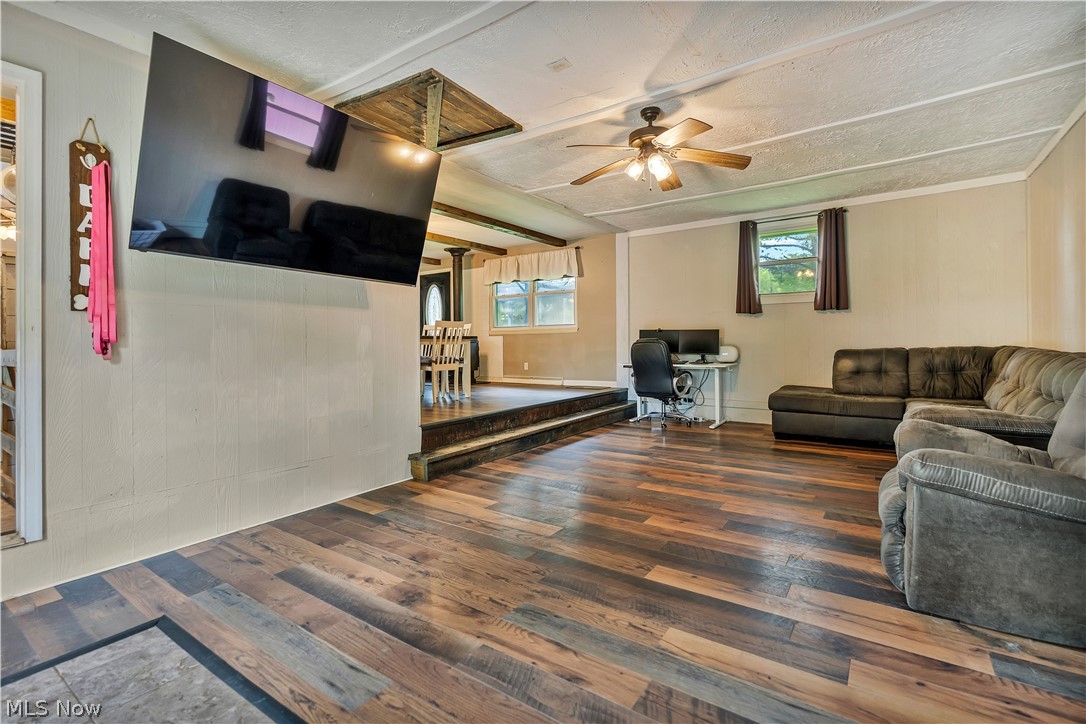 3190 Irish Road Magnolia OH 44643