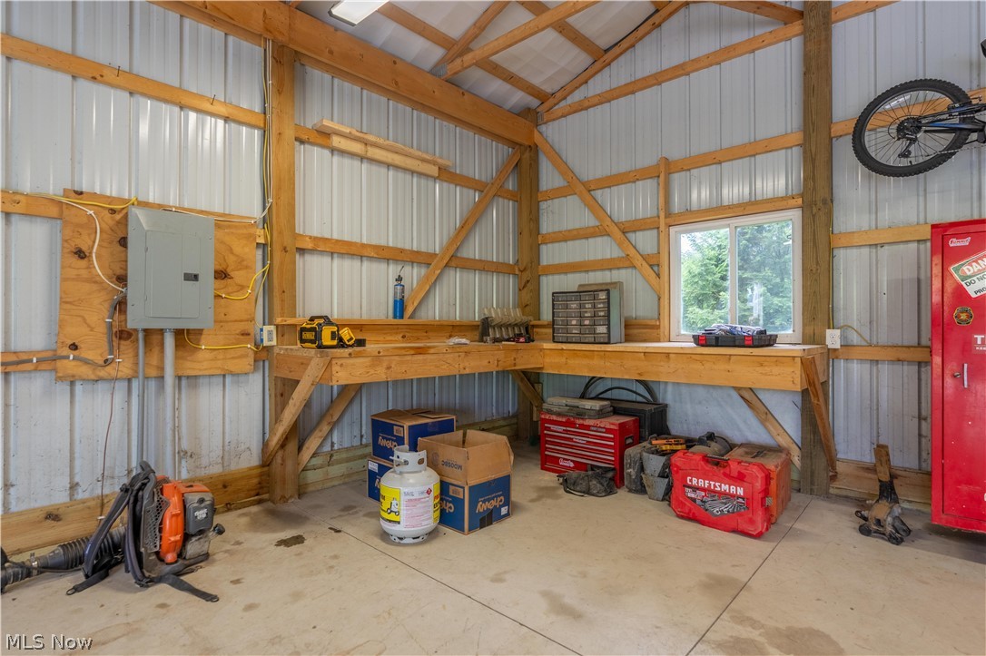 3190 Irish Road Magnolia OH 44643