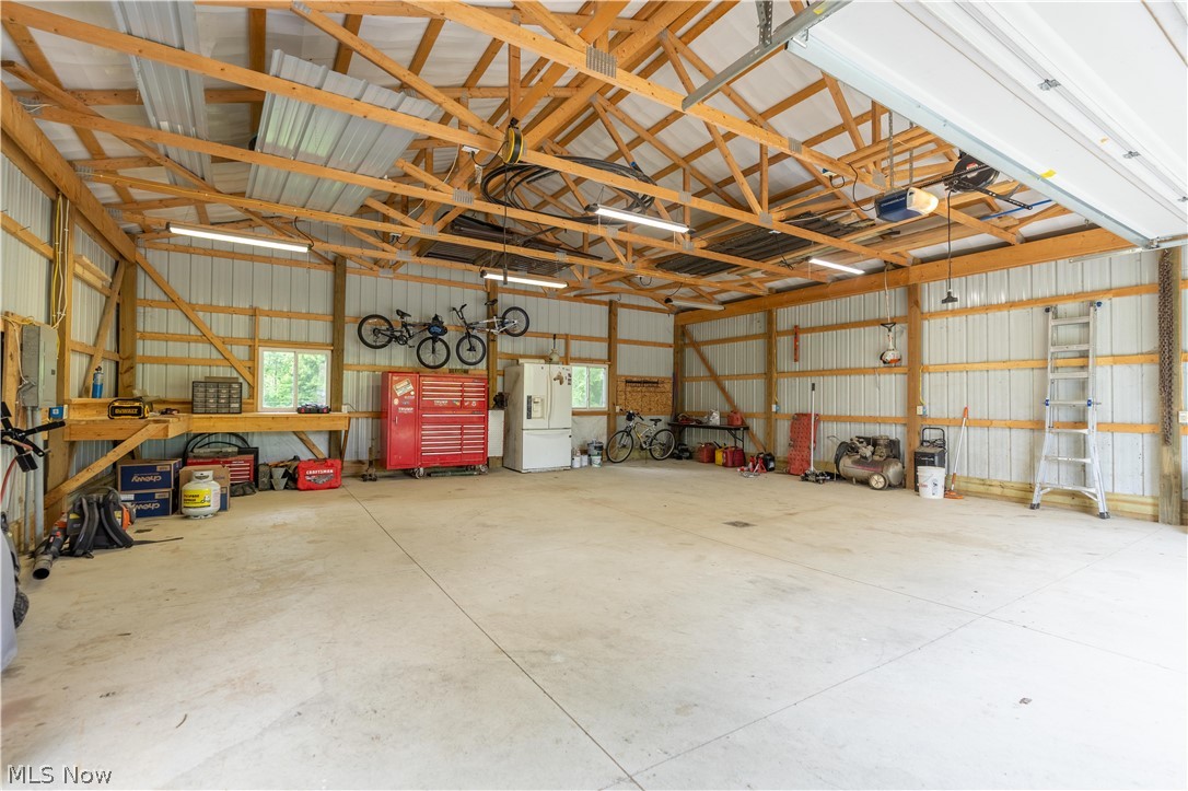 3190 Irish Road Magnolia OH 44643