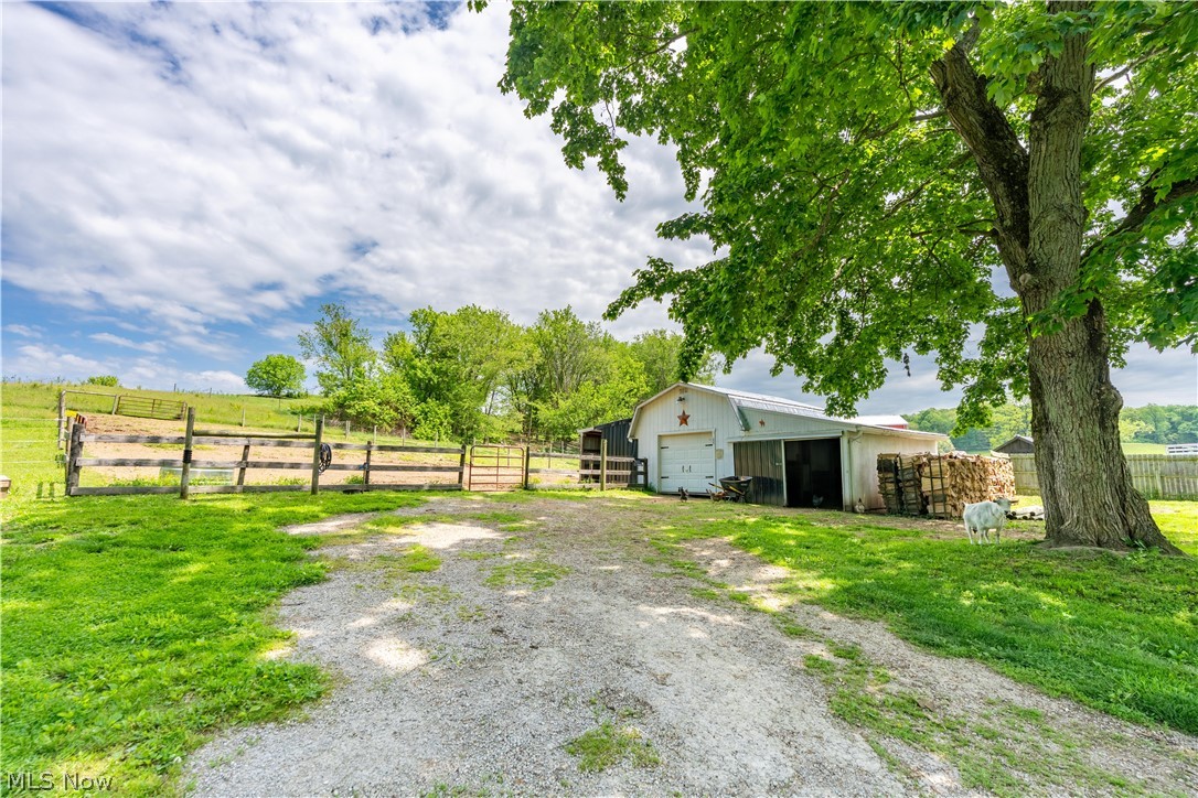 3190 Irish Road Magnolia OH 44643