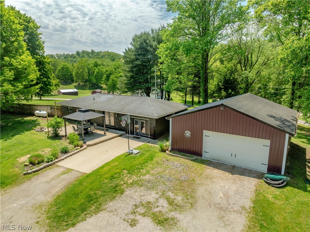 3190 Irish Road Magnolia OH 44643