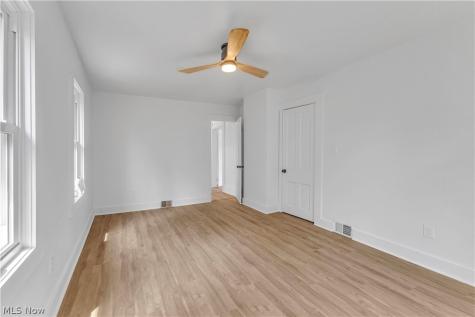 2233 E 93rd Street Cleveland OH 44106