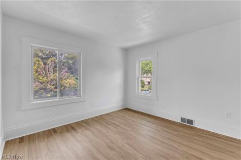 2233 E 93rd Street Cleveland OH 44106