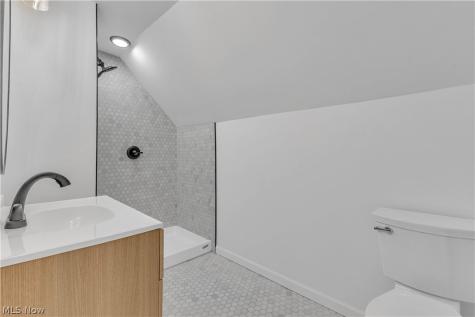 2233 E 93rd Street Cleveland OH 44106