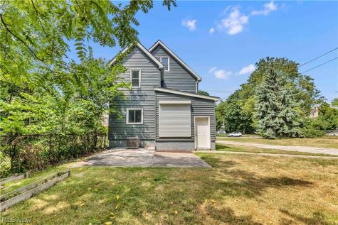2233 E 93rd Street Cleveland OH 44106