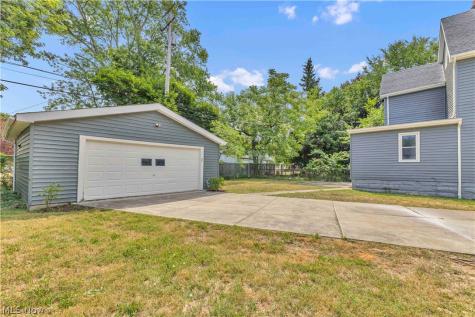2233 E 93rd Street Cleveland OH 44106
