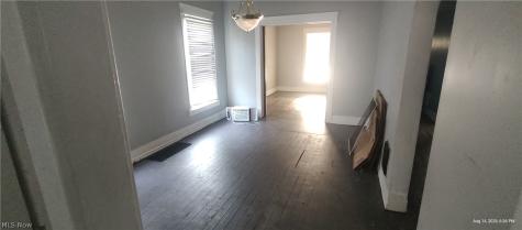 2505 Elyria Avenue Lorain OH 44055