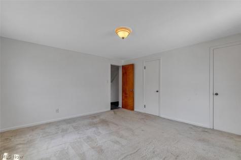 4493 Silsby Road University Heights OH 44118