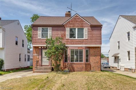 4493 Silsby Road University Heights OH 44118